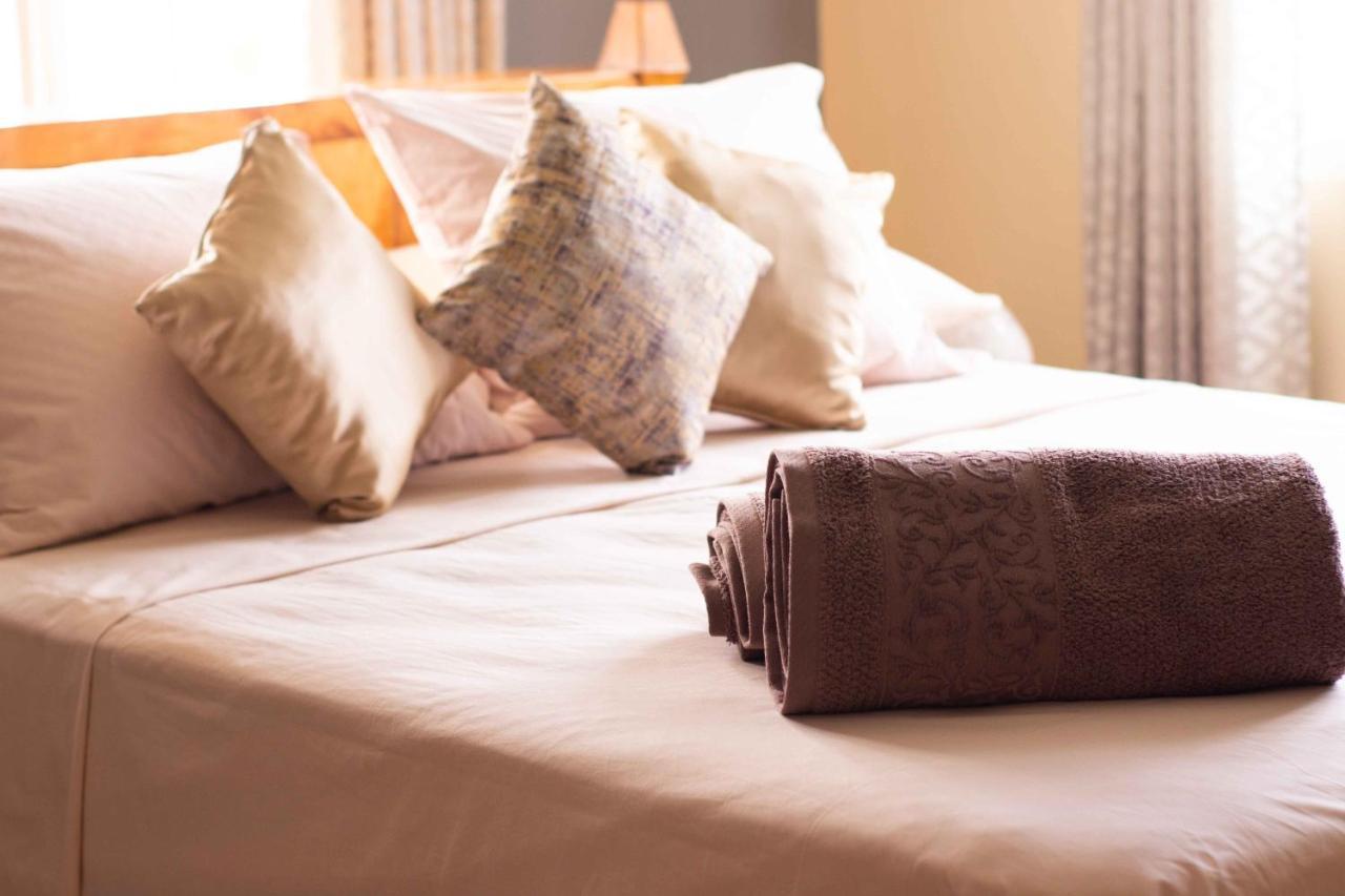 Azamat Self-Catering Apartment Pointe La Rue Εξωτερικό φωτογραφία