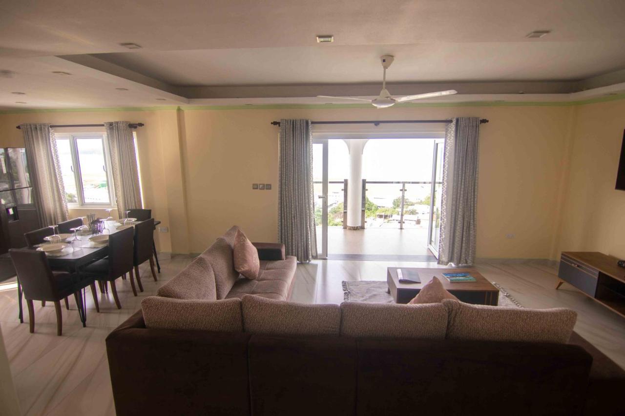Azamat Self-Catering Apartment Pointe La Rue Εξωτερικό φωτογραφία